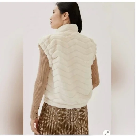 Anthropologie Maeve Reversible Faux Fur Vest. Cream. Size Large. EUC - Picture 2 of 9